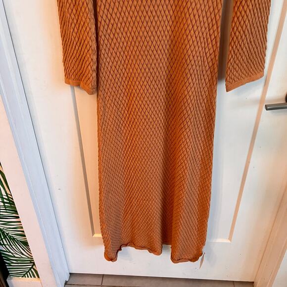 NWT Pretty Lavish Croisette Knit Beaded Midaxi Dress In Apricot Size Small - Picture 9 of 13